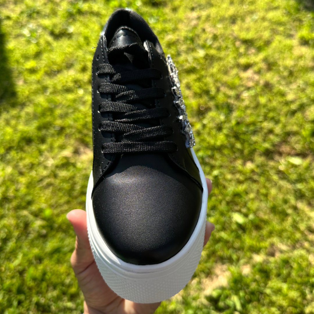 Buenas Vibras Sneakers-Black