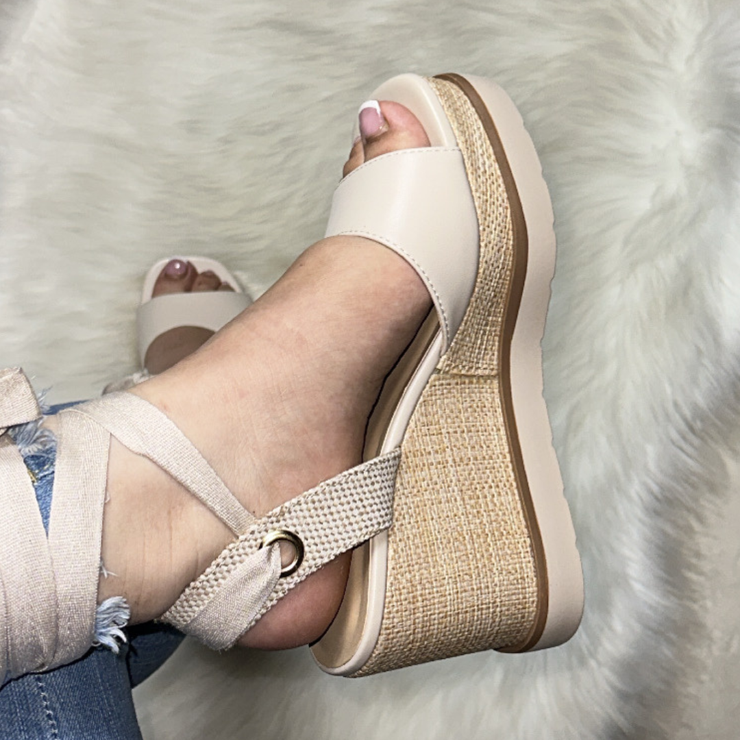 Coco Wedge-Beige
