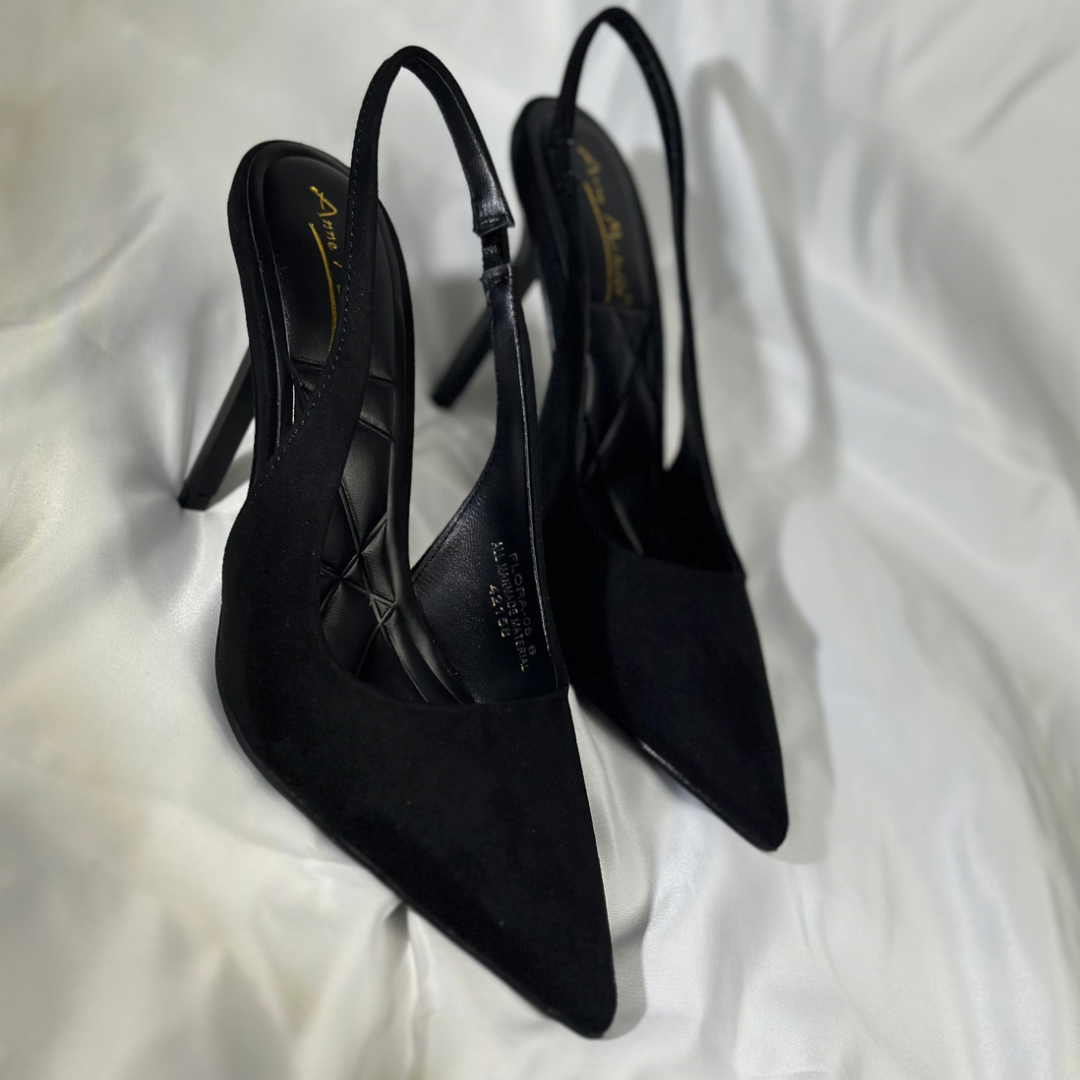 Flora Pump- Black