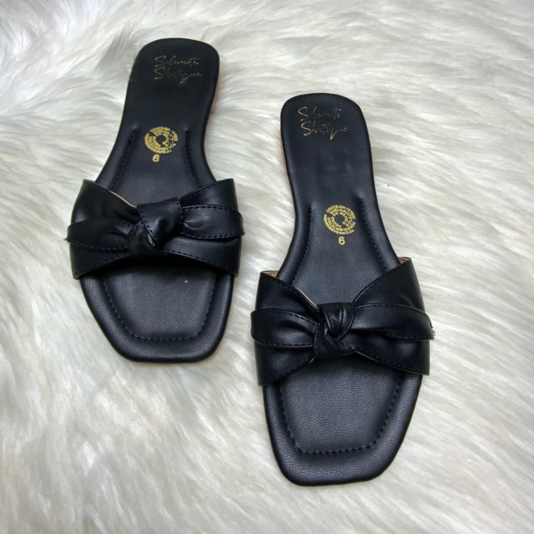 Marisol-Black (Narrow Fit)