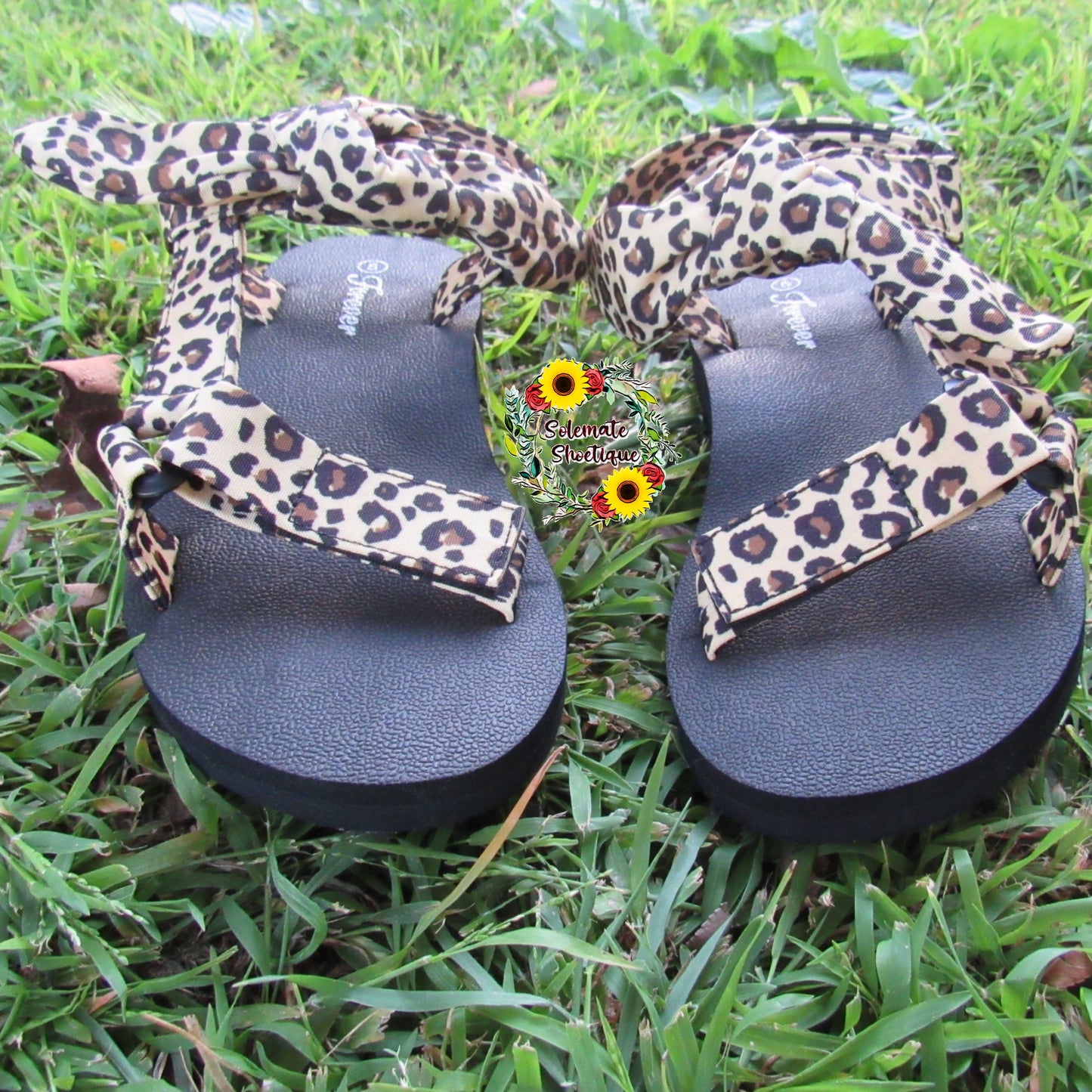 Tie-Leopard