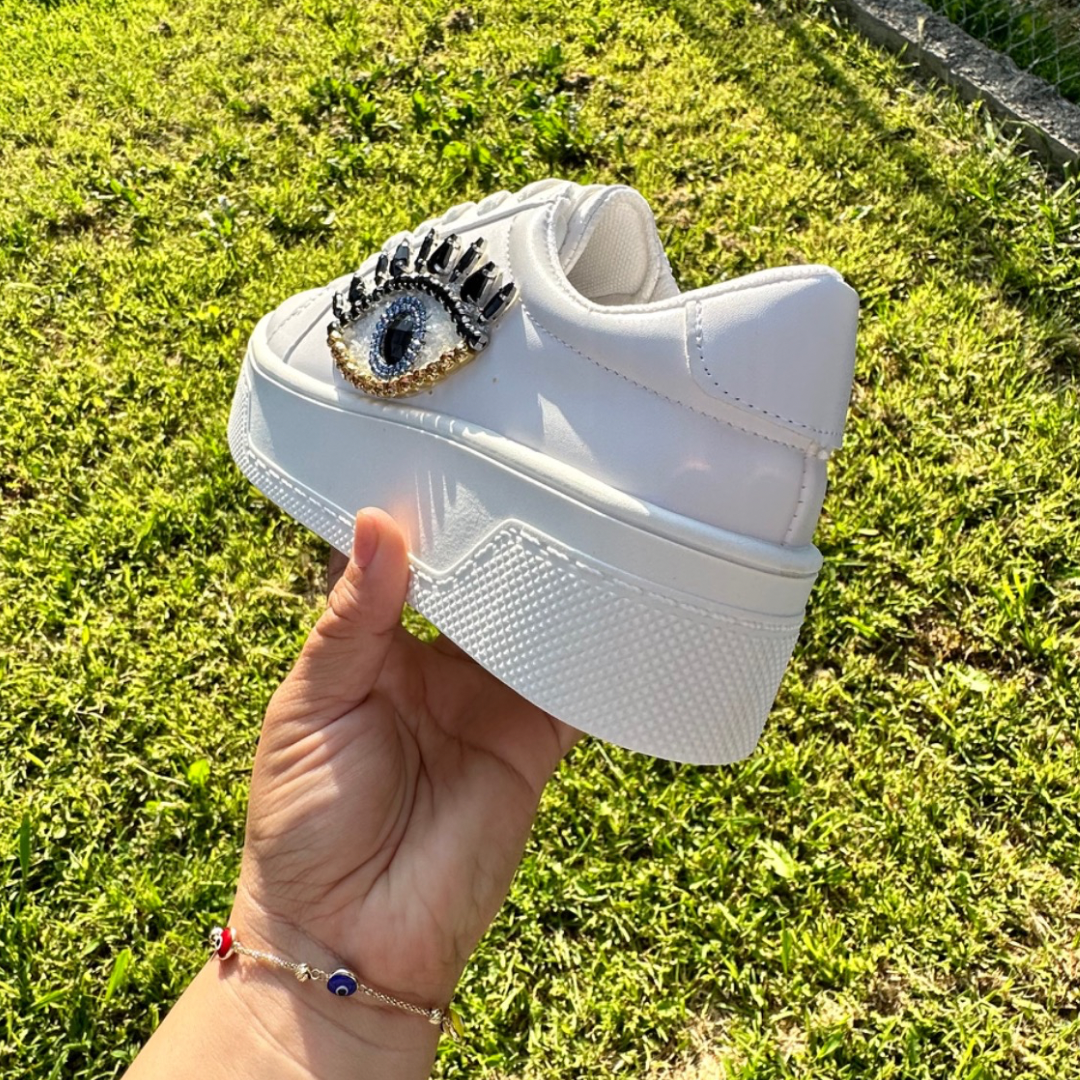 Buenas Vibras Sneakers-White